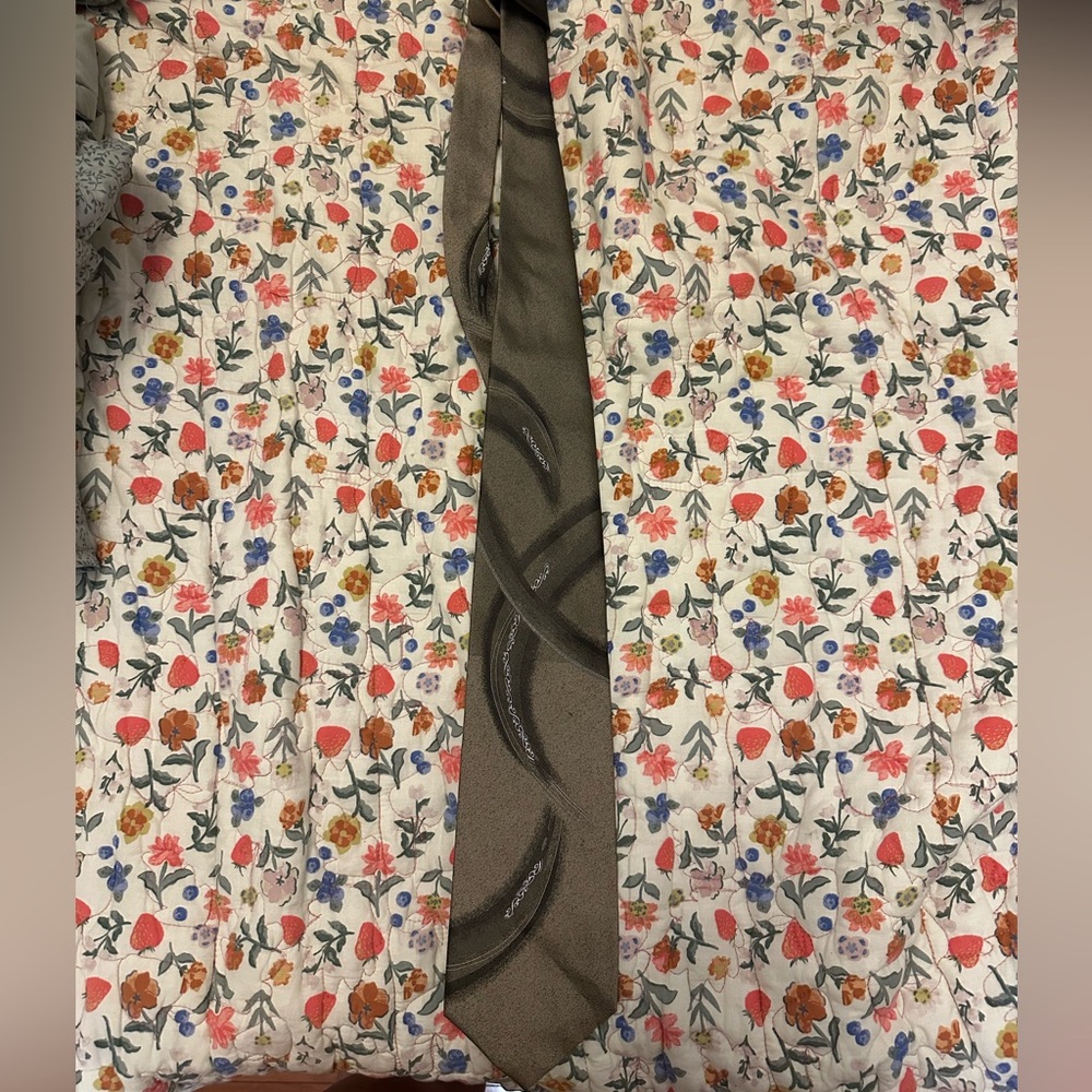 Towncraft grey and black tie